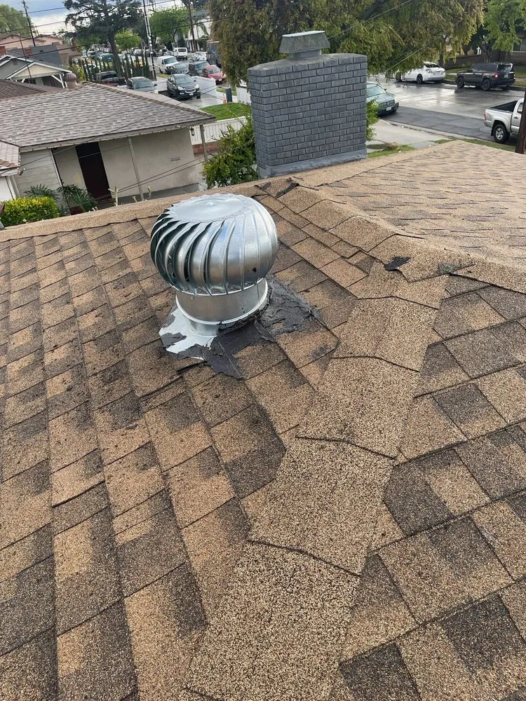 Slide of Longhorn Roofing