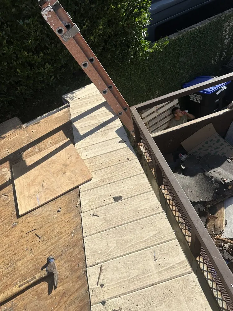 Slide of Longhorn Roofing