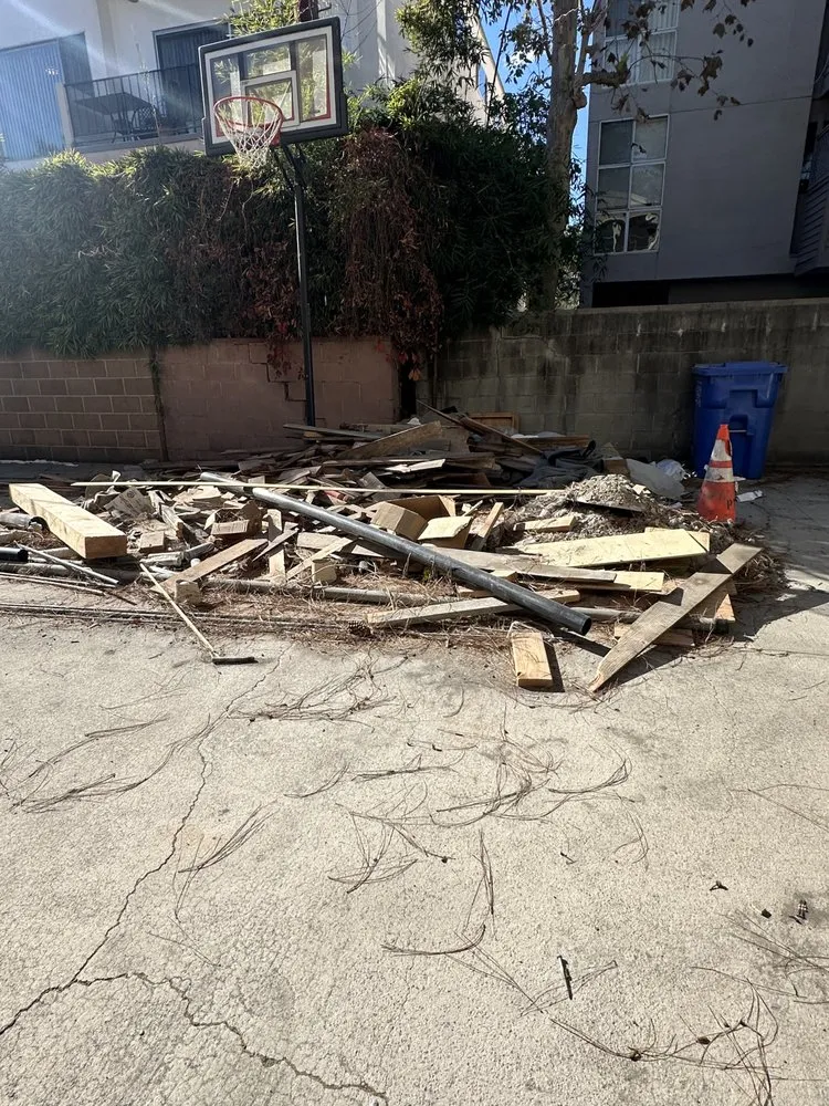 Slide of Longhorn Roofing