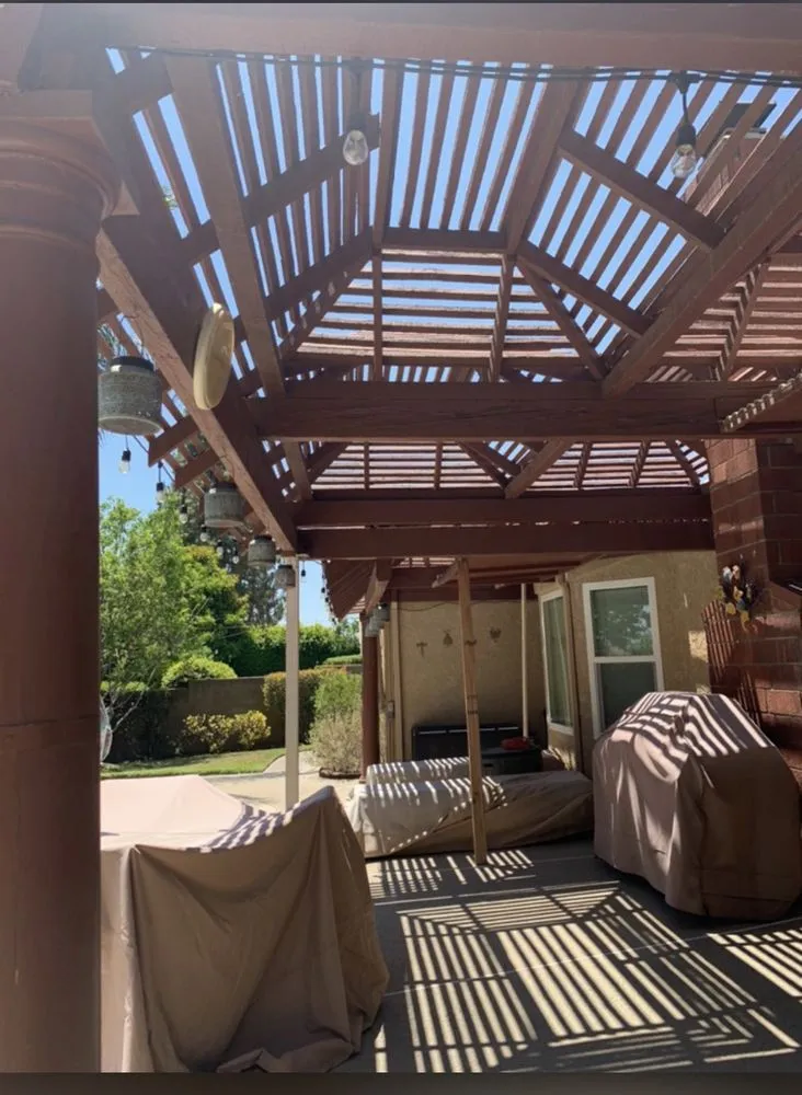 Slide of Longhorn Roofing