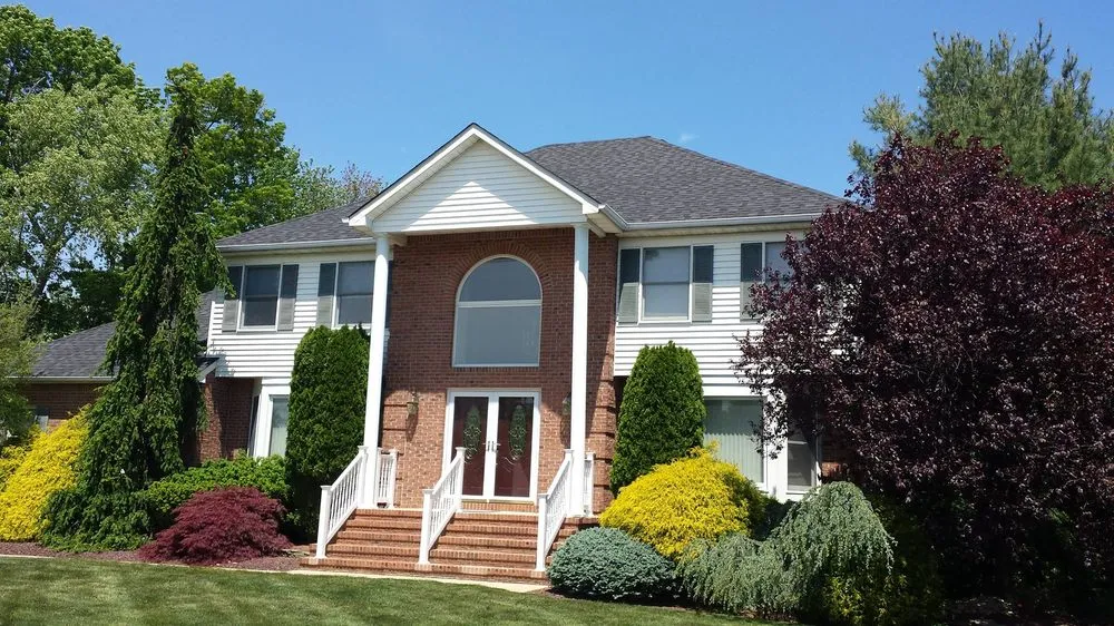Emergency shingle roofing service same-day service in Monroe Township, NJ by Longview Contracting