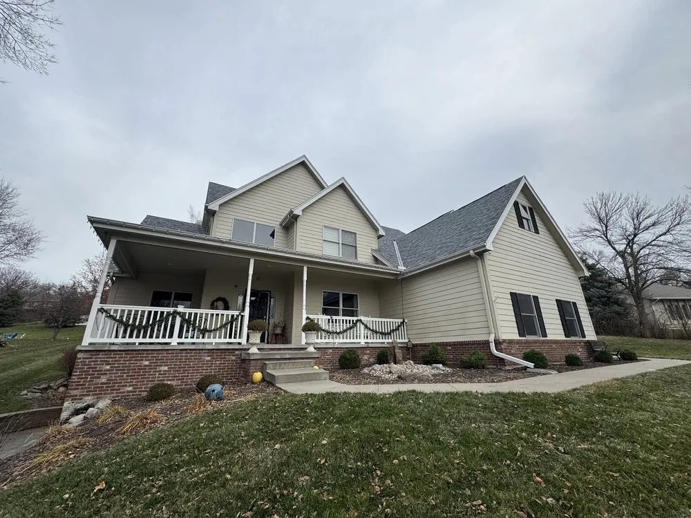 Slide of LongView Renovation