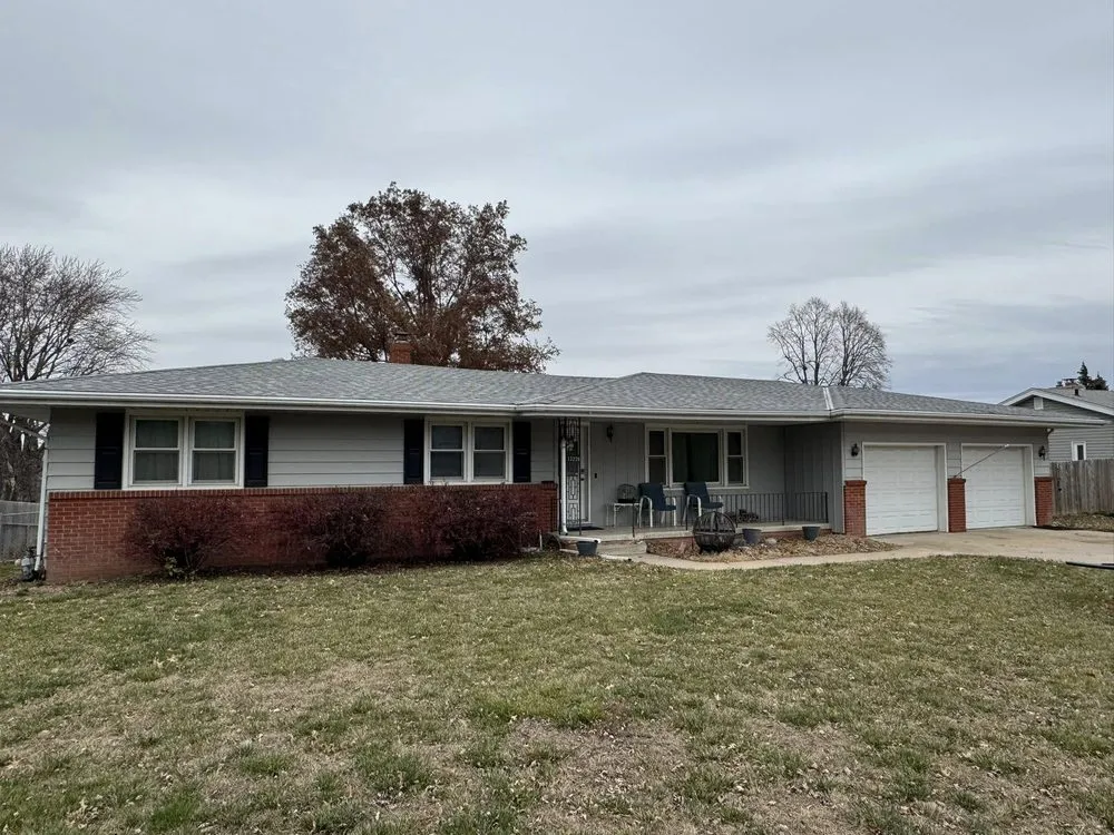 Slide of LongView Renovation