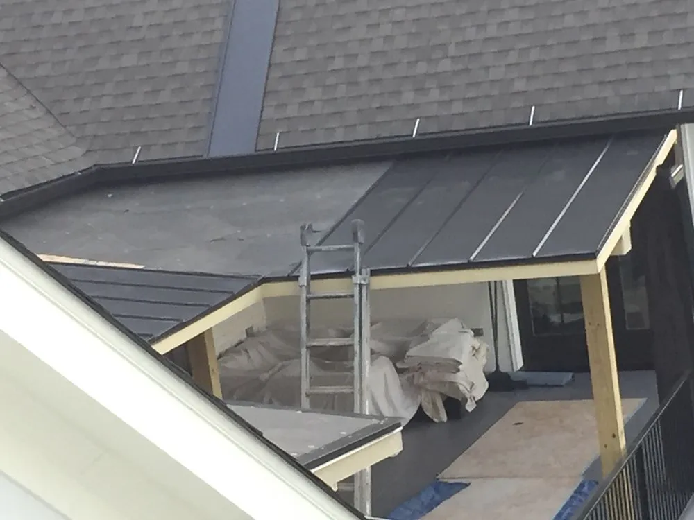 Slide of Lonnie Manuel Roofing