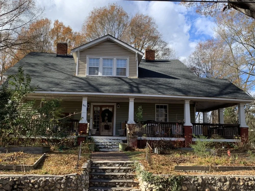 Slide of Lookup Roofing