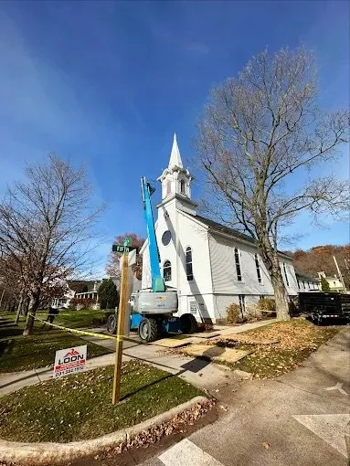 Slide of Loon Roofing & Construction