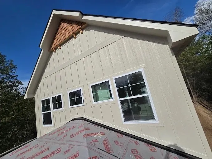 Slide of Loon Roofing & Construction