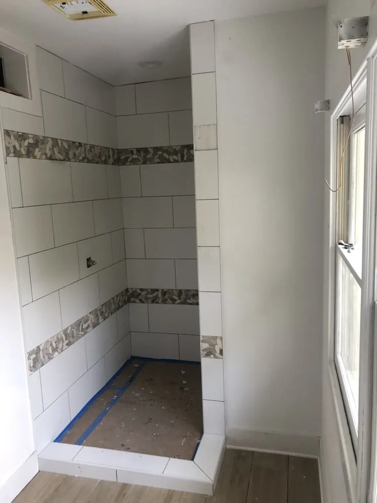 Slide of Loor Construction