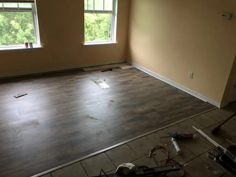 Slide of Loor Construction