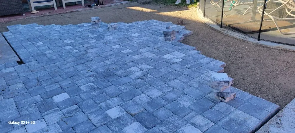 Slide of Lopez & Brothers Masonry