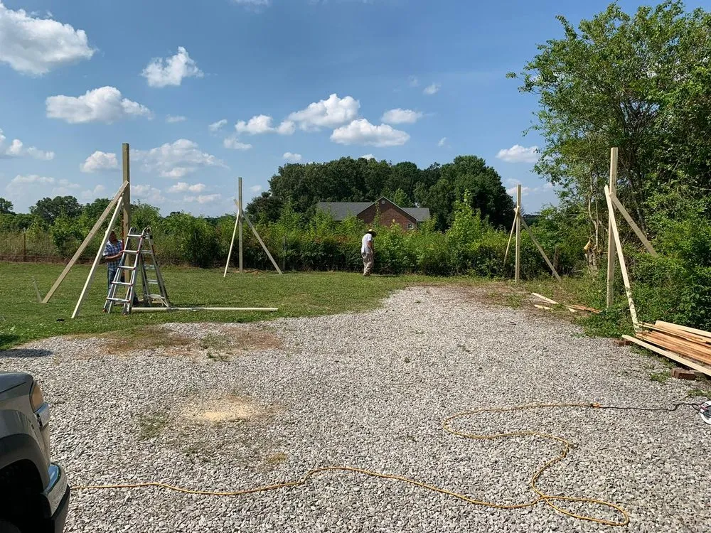 Expert roof installation in Bloomington Springs, TN by Lopez
