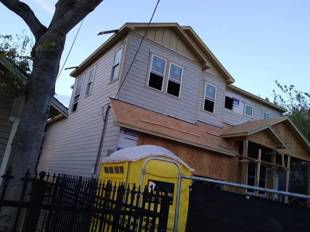 Slide of Lopez Construction and Framing