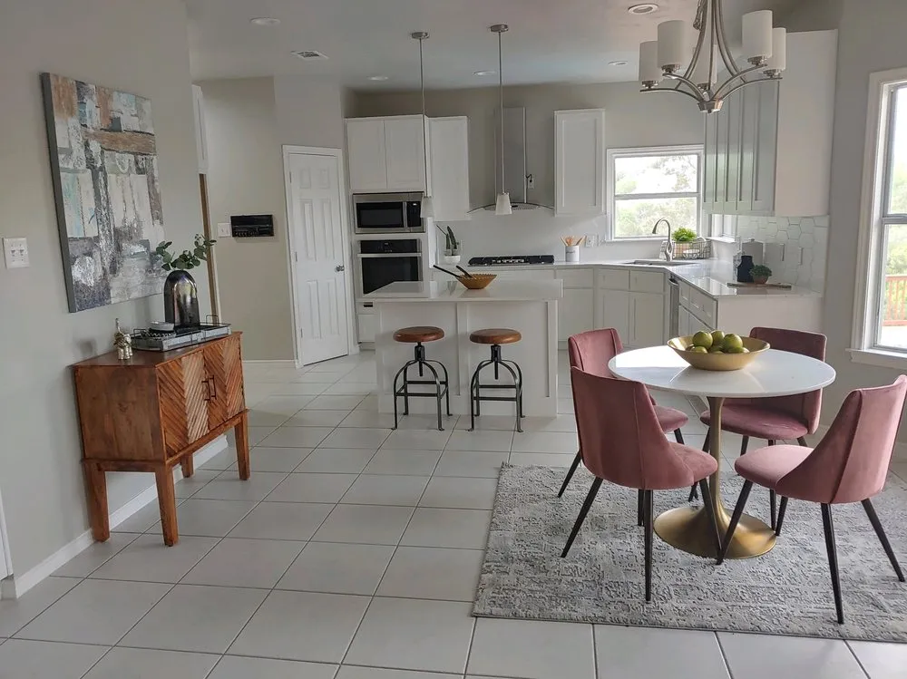 Slide of Lopez Construction and Roofing