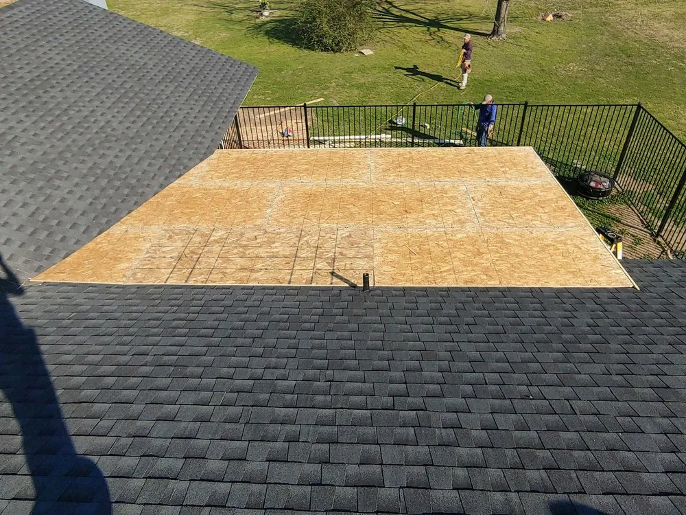 Slide of Lopez Construction and Roofing