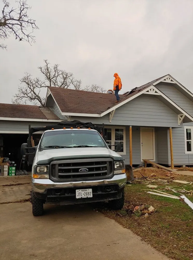 Slide of Lopez Construction and Roofing