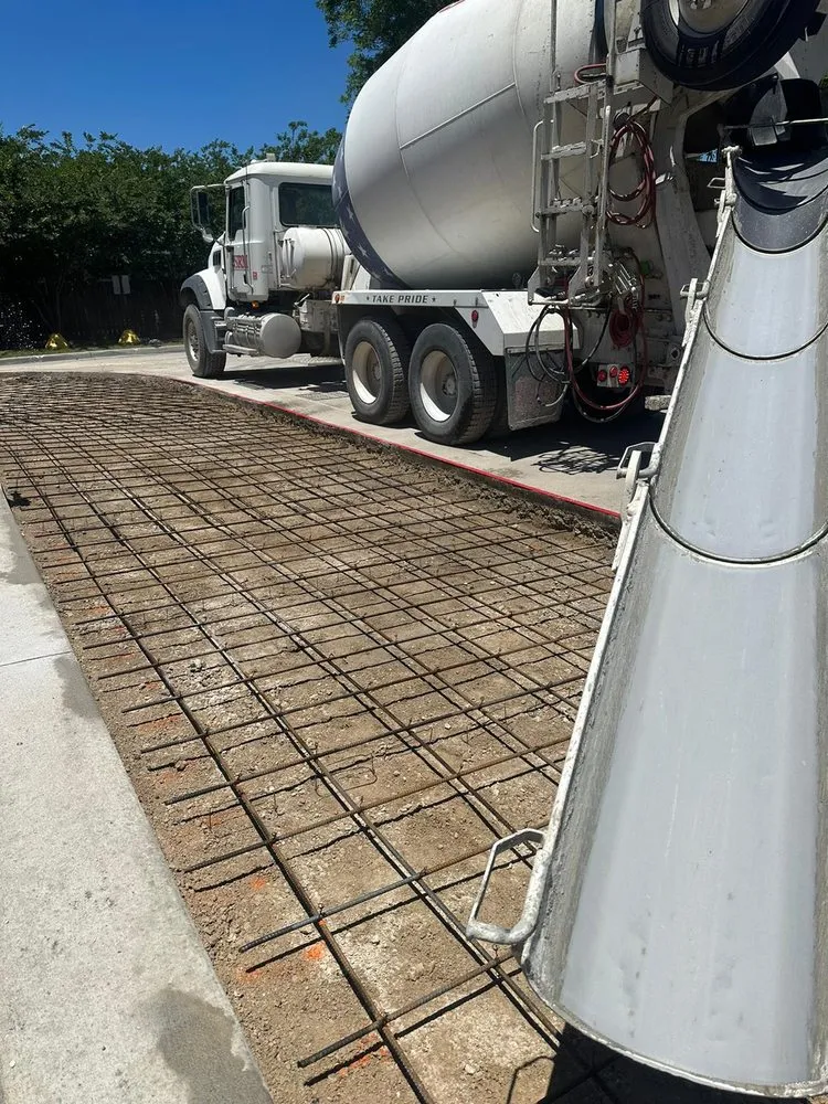 Slide of Lopez Lopez constructions