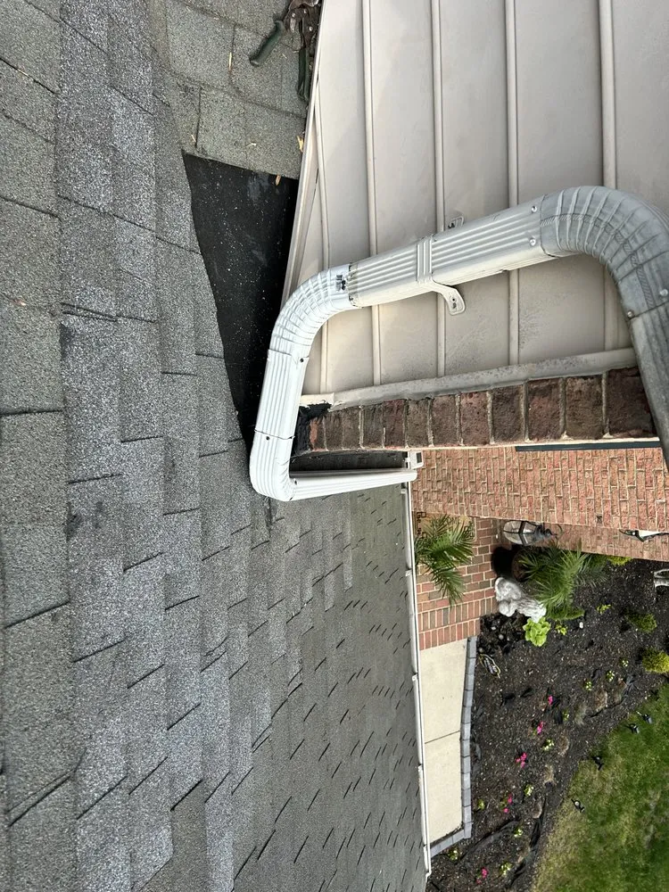 Slide of Lopez Roof Solutions