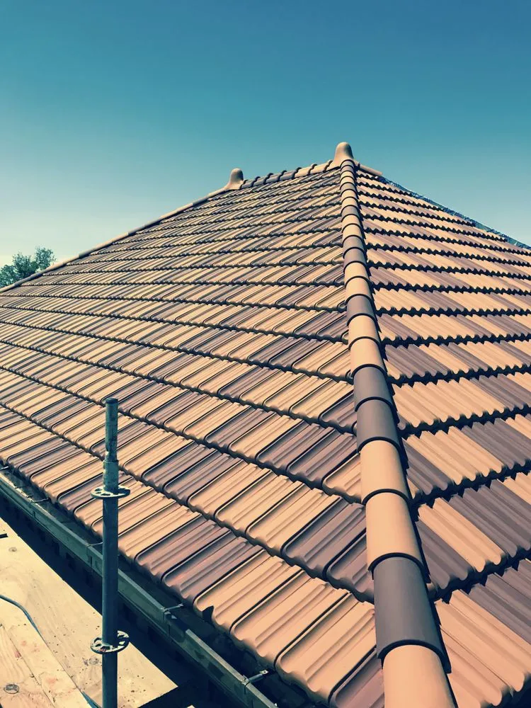Slide of Lopez Roof Solutions