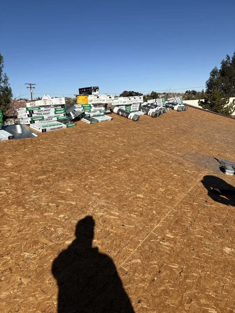 Slide of Lopez Roofing & Construction