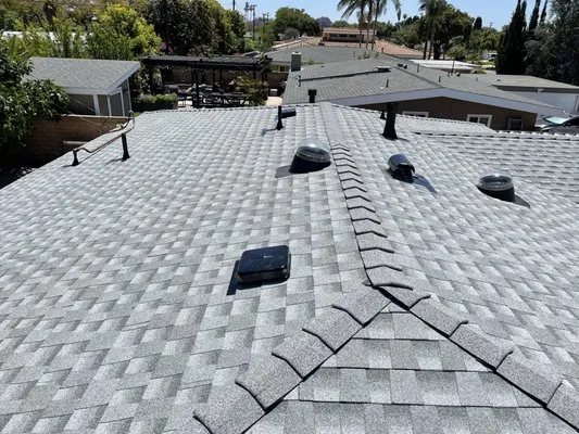 Lopez Roofing & Construction