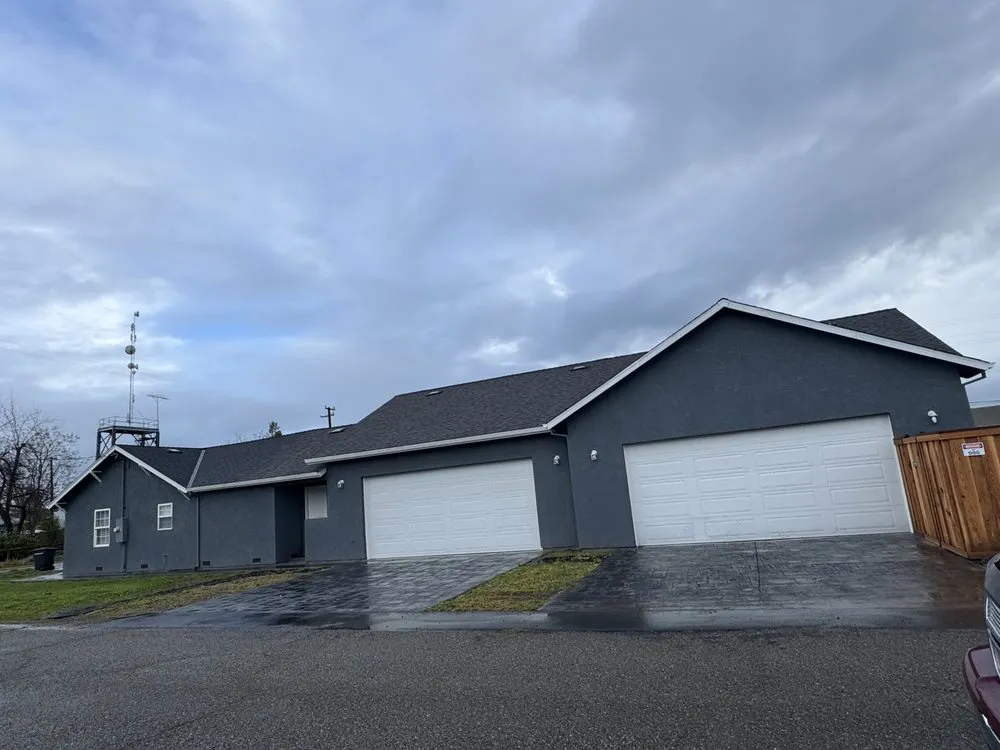 Slide of Lopez Roofing