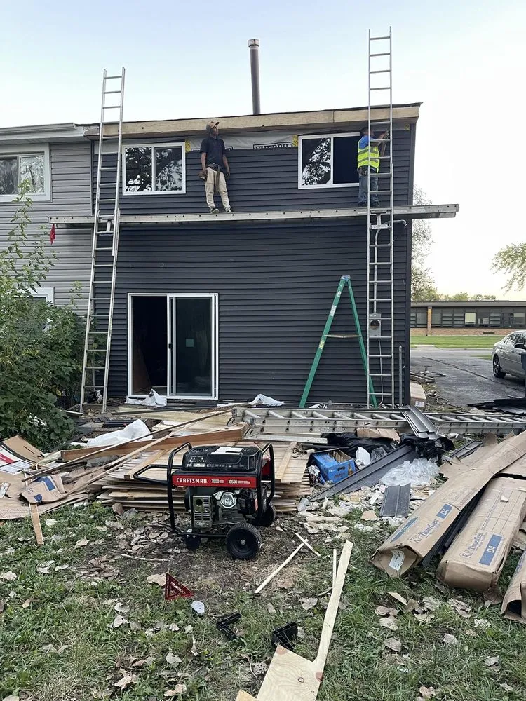 Slide of Lopez Roofing