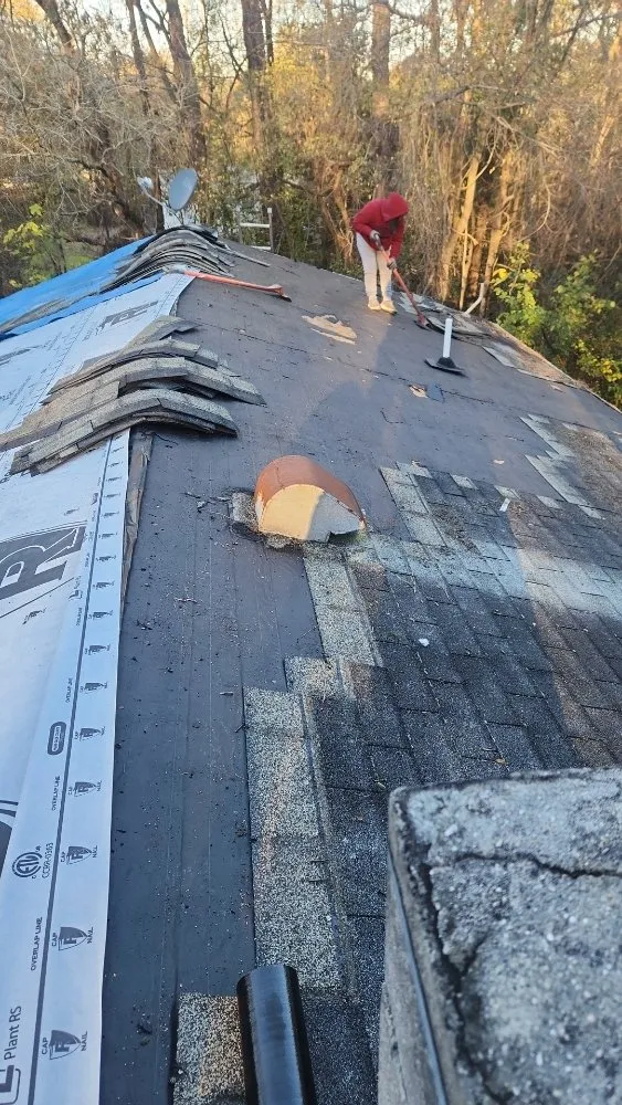 Slide of Lopez Roofing