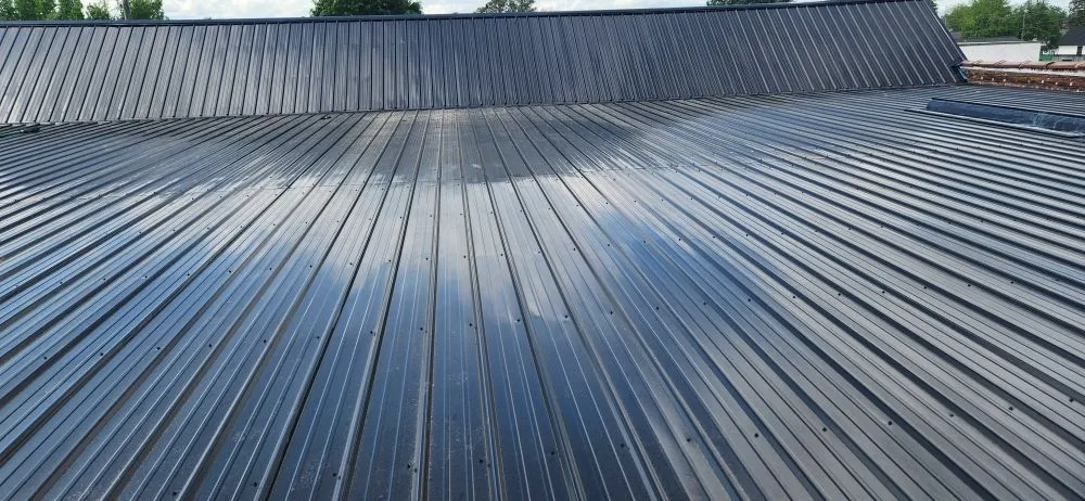 Slide of Lopez Roofing