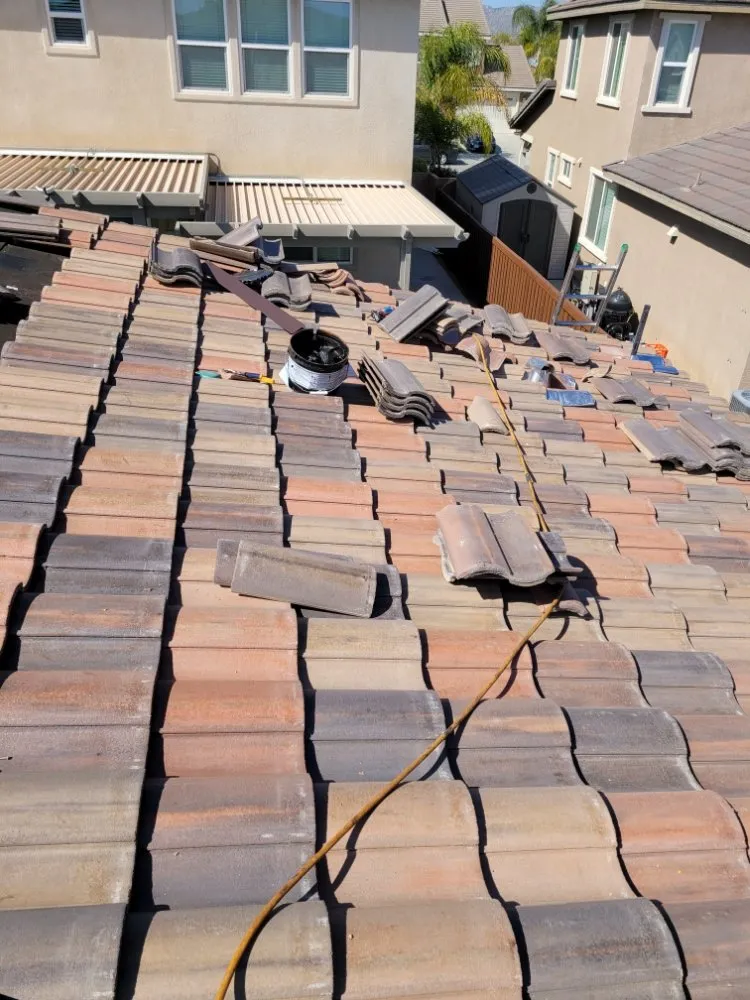 Slide of Lopez Roofing