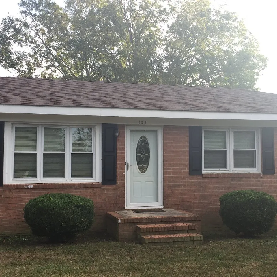 Slide of Lopez Strong Roofing