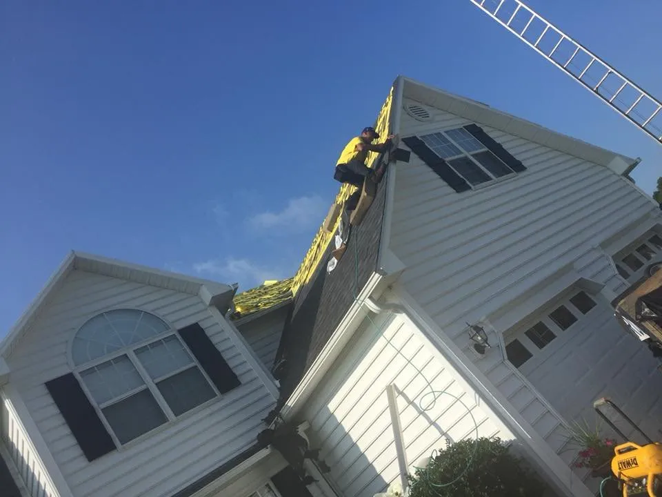 Slide of Lopez Strong Roofing