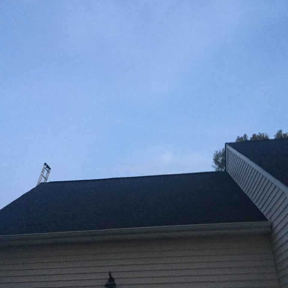 Slide of Lopez Strong Roofing