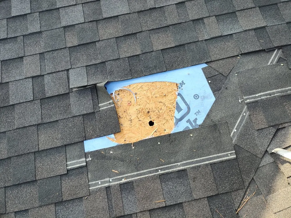 Slide of Lopez's Roofing