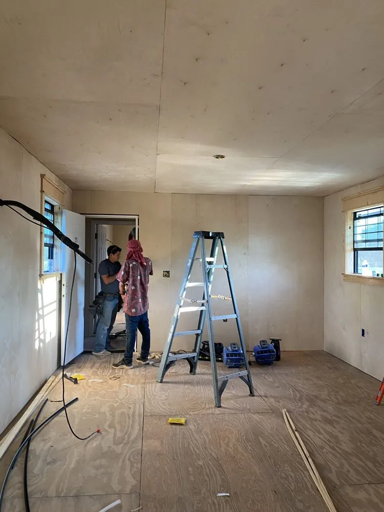 Slide of Lopezz Construction