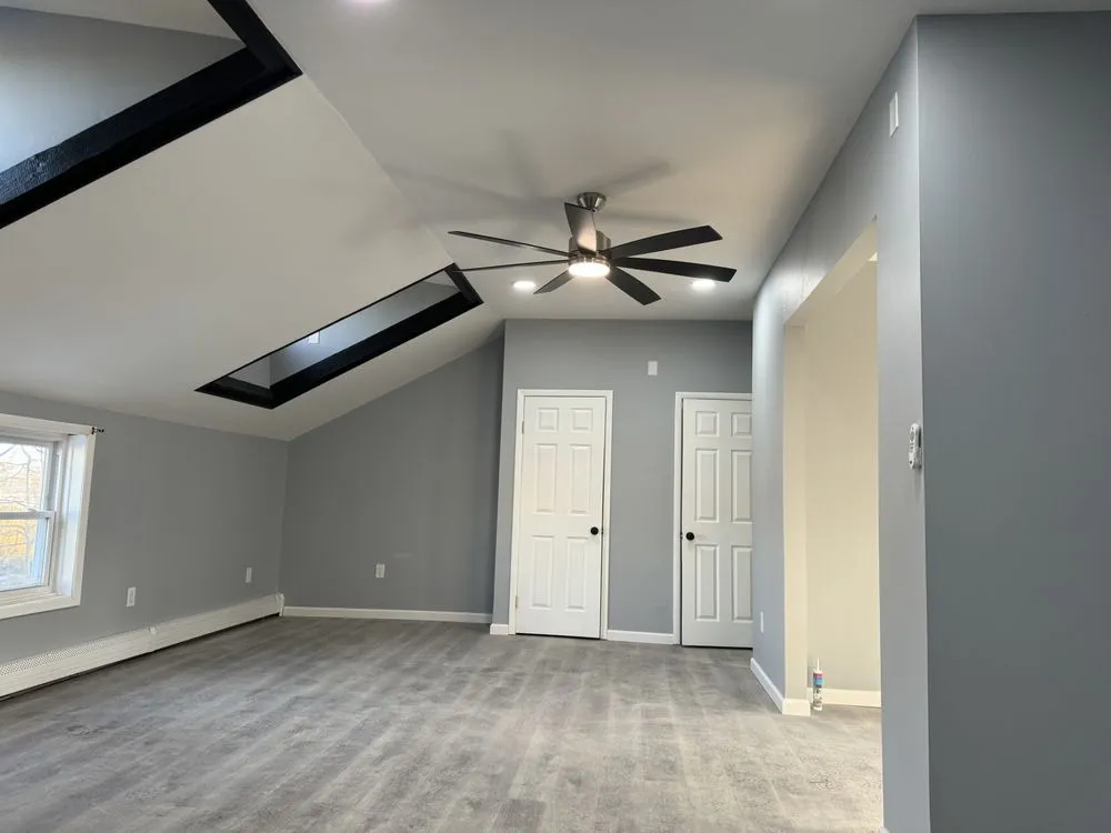 Slide of Lorenti Constructions