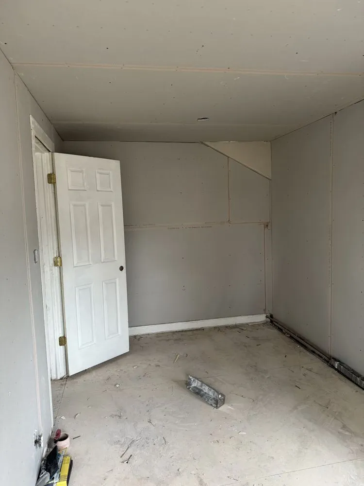 Slide of Lorenti Constructions