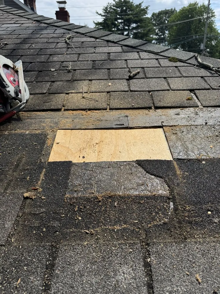 Slide of Lorenti Constructions