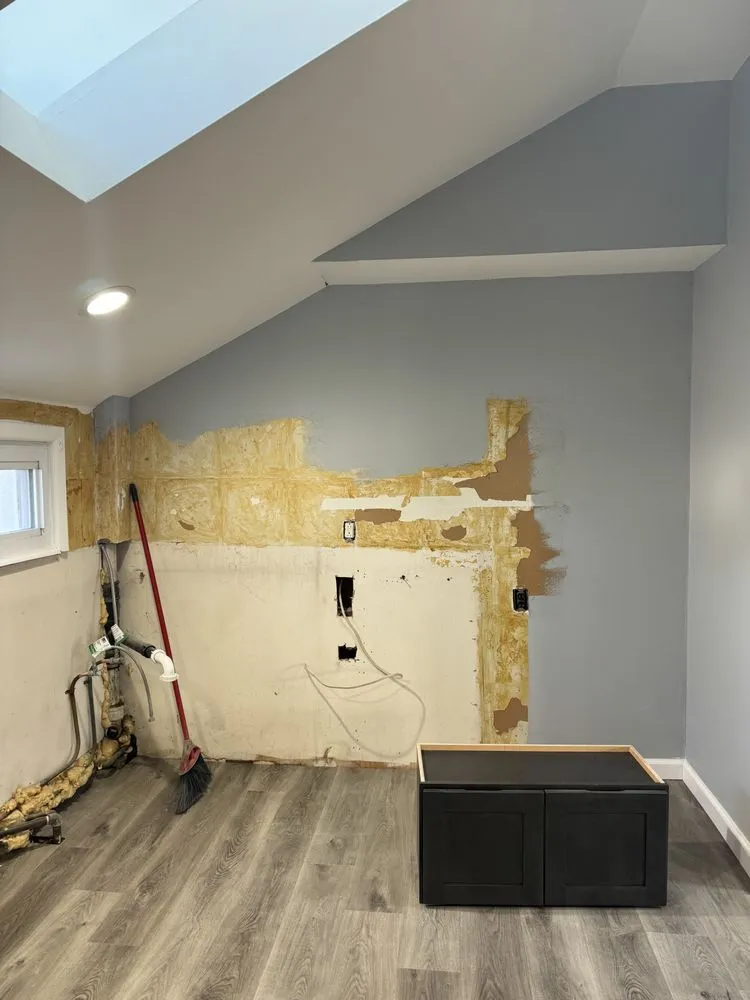 Slide of Lorenti Constructions