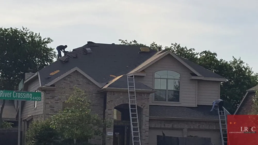 Slide of Lorenz Roofing & Construction