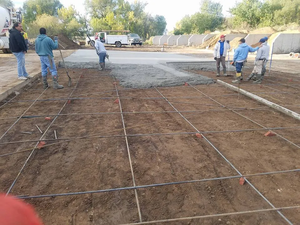 Slide of Lorenzo's Concrete & Roofing