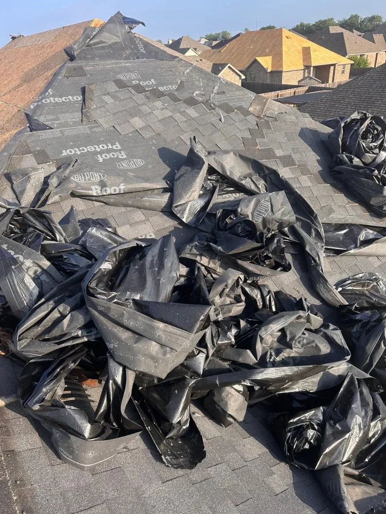 Slide of Los Speedy Rooferos