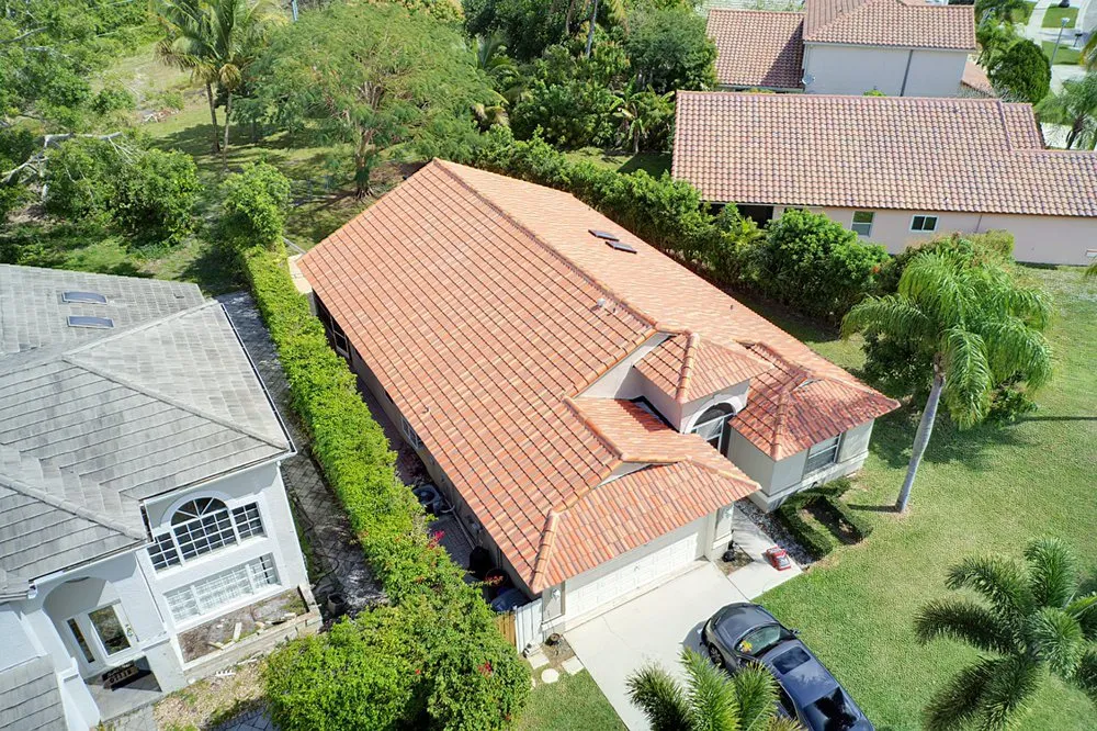 Slide of Louis Roofing