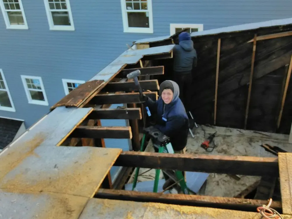 Slide of Loureiro Construction