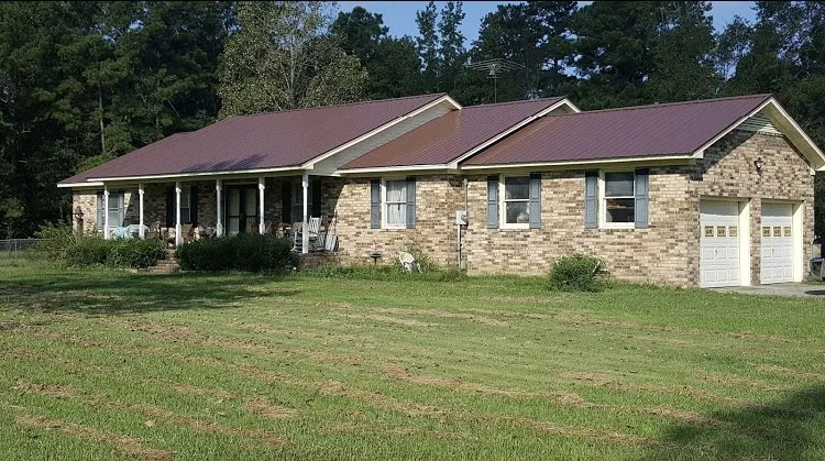 Slide of Loves Quality Roofing