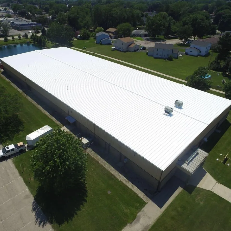 Reliable residential roofing service experts serving Holliday, MO - Loves Roofing And Repair