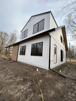 Lowery’s Roof & Gutters