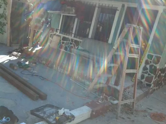 LP Roofing, Inc Logo