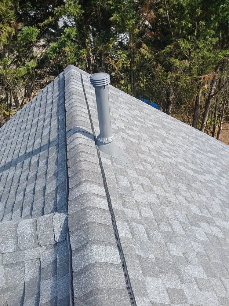 Slide of López Roofing Contractors