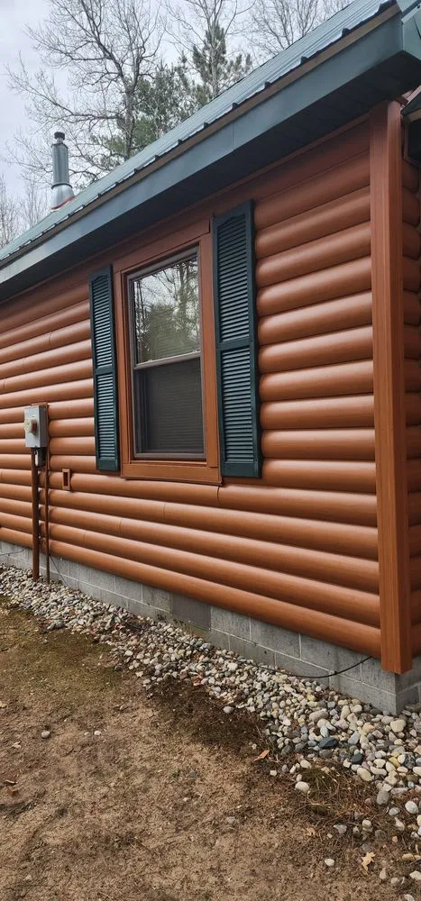 Local shingle roofing service for homes across Chippewa Lake, MI - L&R Construction
