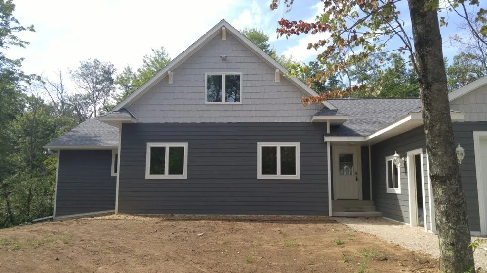 Slide of LR Construction Enterprises